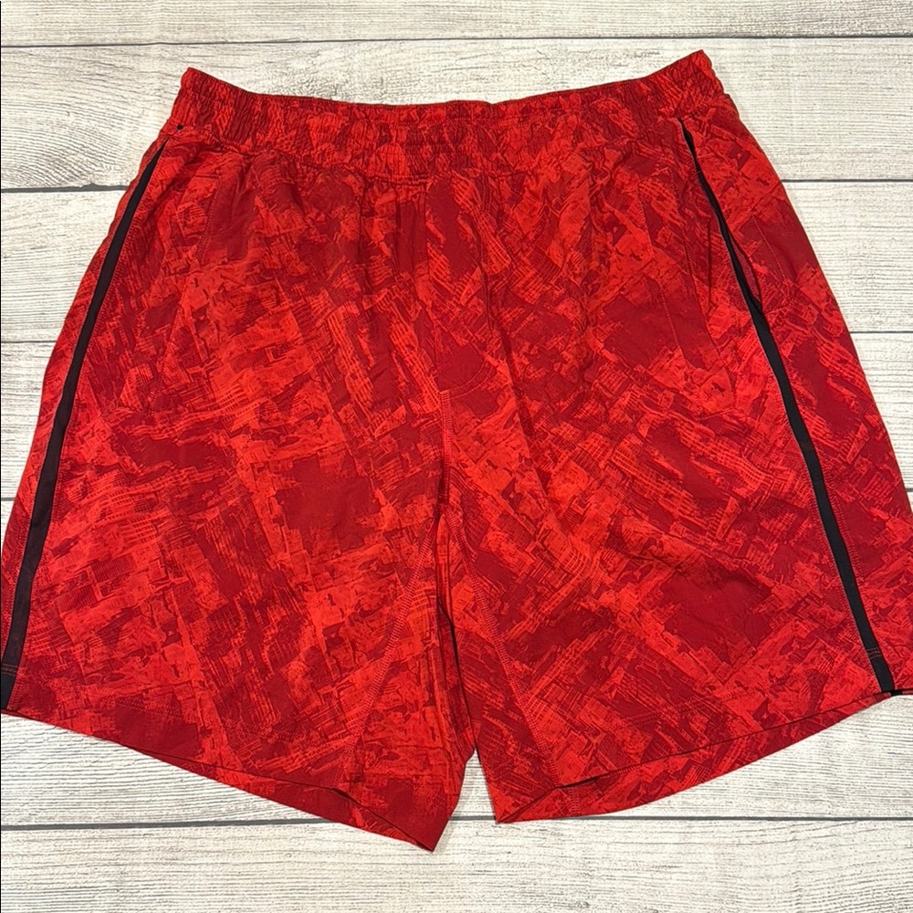 🍋Men’s Lululemon Pace Breaker Lined Short Red size XL🍋